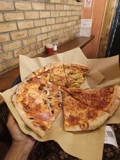 The Last Slice · Φωτογραφίες 32